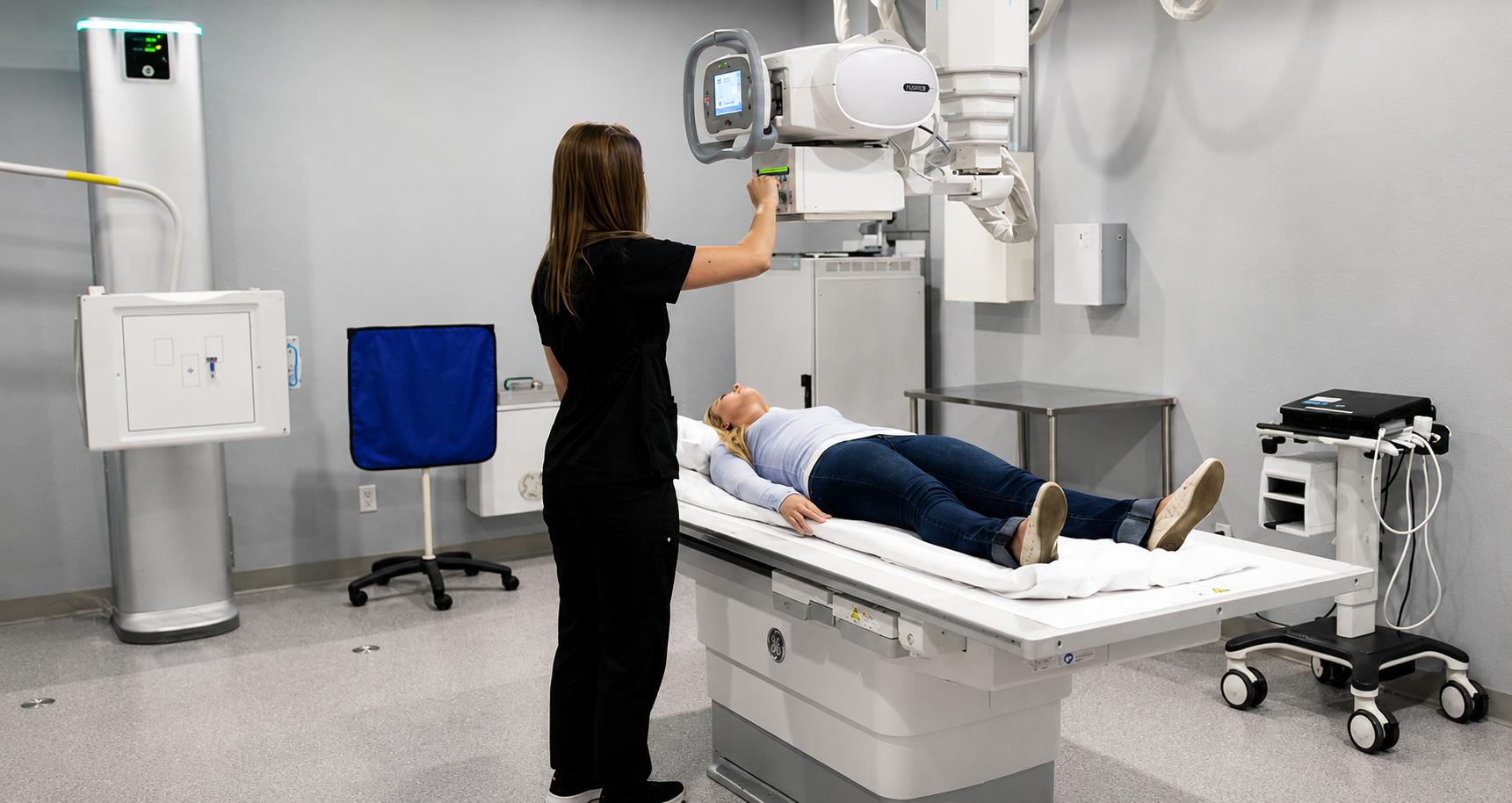 Walk-In X-Ray Fast and Convenient — But Not Instant